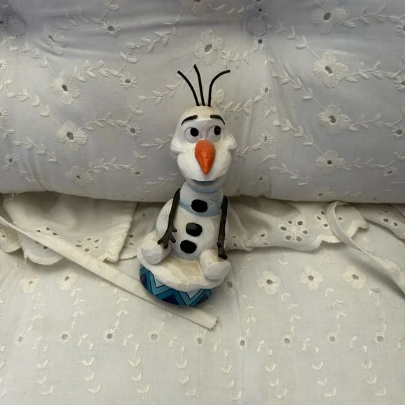 Disney Jim Shore Olaf Silly Snow Man Figurine - Picture 1 of 3